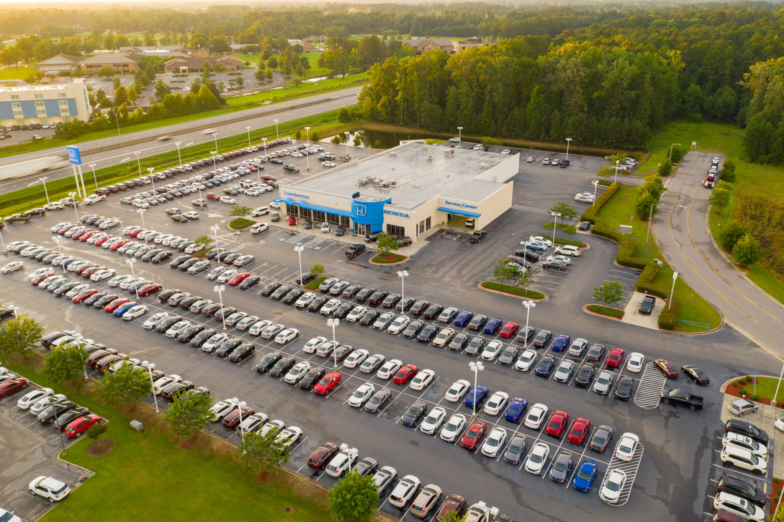 commercial-services-auto-dealership